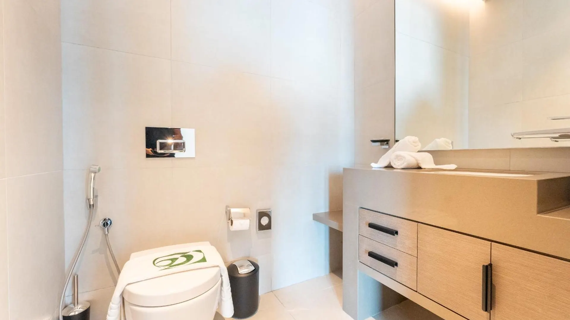 Apartment 1 Bedroom In Address Jbr With Marina View By Pk Holidays Dubai