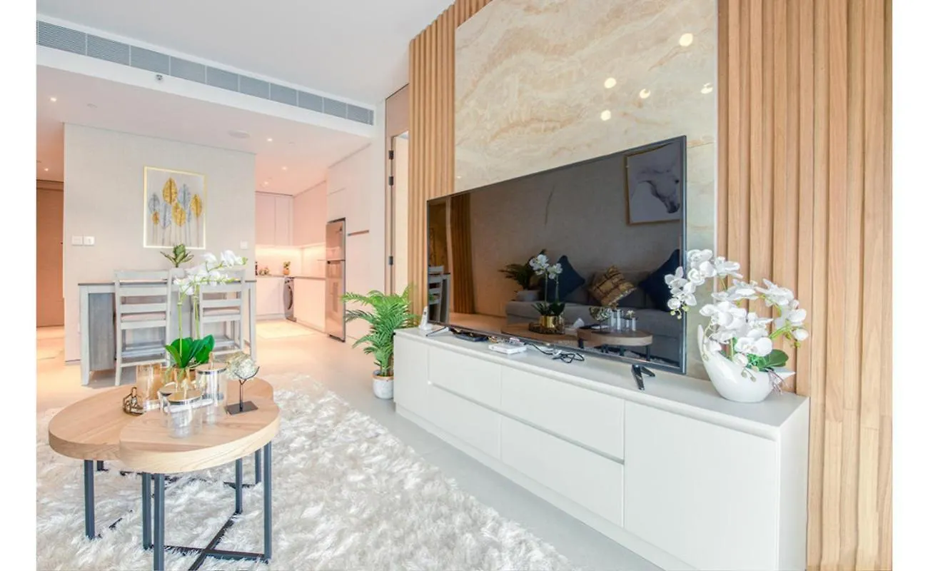 1 Bedroom In Address Jbr With Marina View By Pk Holidays Dubai Apartment